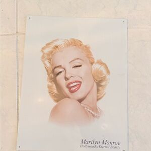 Marilyn Monroe Wall Art Home Decor White size 15” x 12”